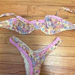 BLACKBOUGH BIKINI - Amelia Frilled Underwire Top (S) + Bottoms (M)